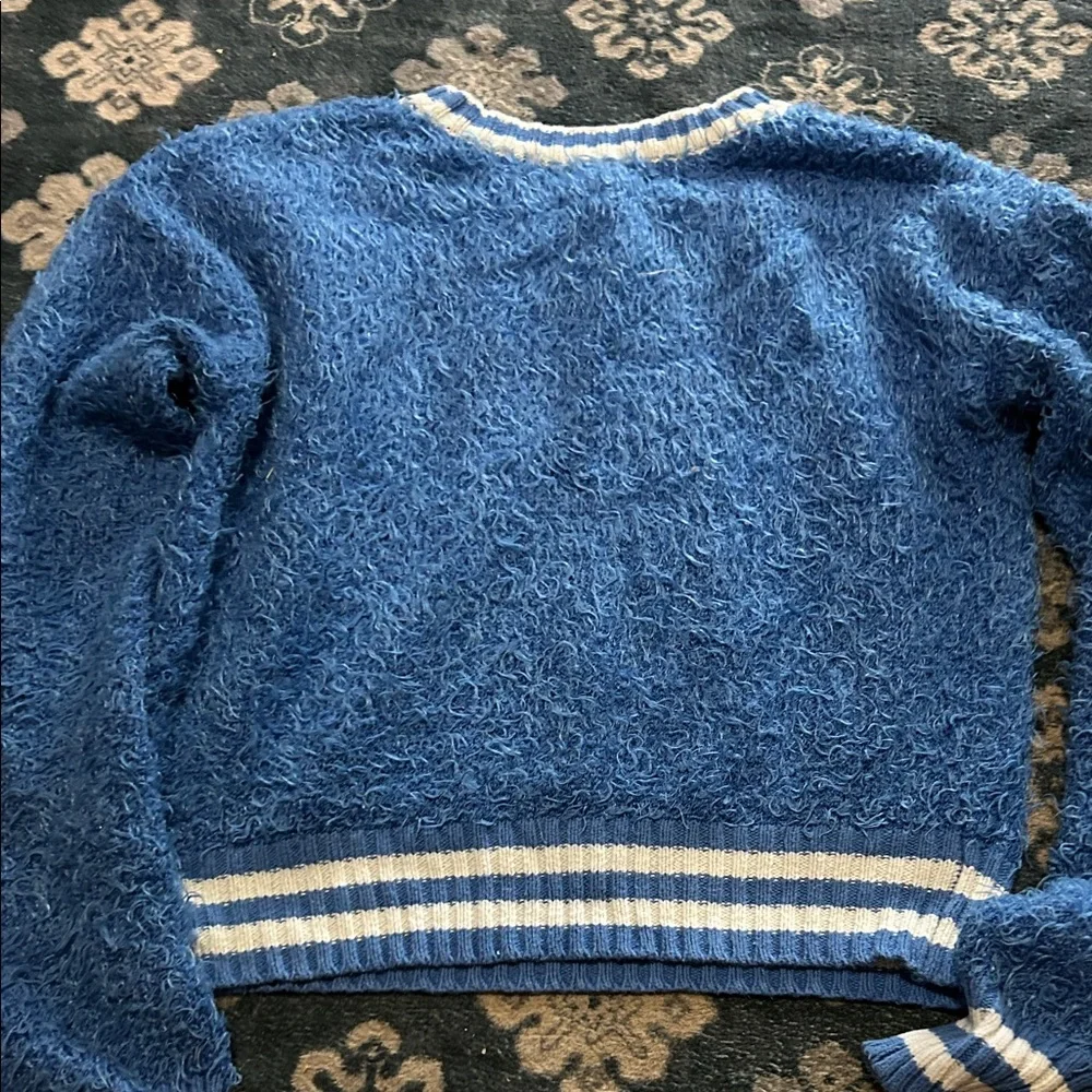 Forever 21‎ Blue Textured Sweater with White Stripes